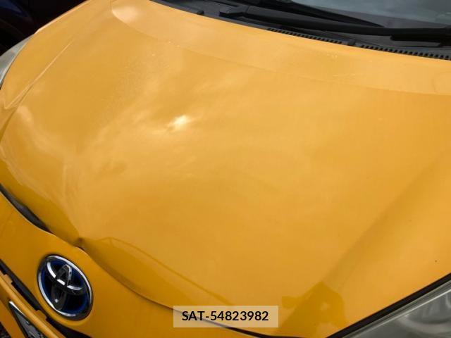 Toyota AQUA 2013-07 7561833-11