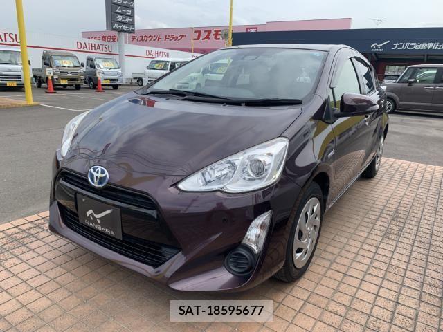 Toyota AQUA 2017-05 7561827-0