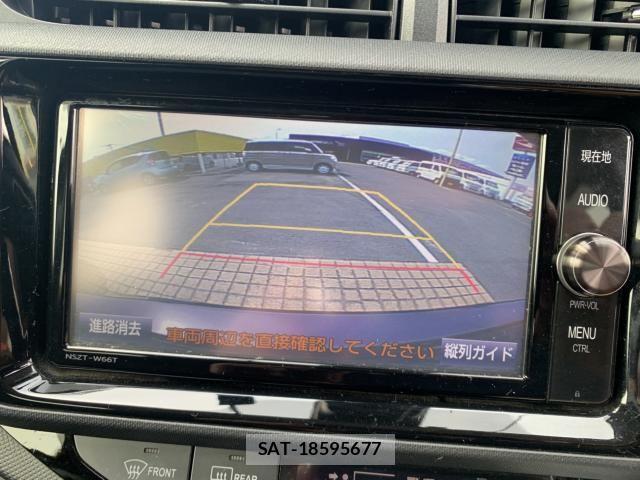Toyota AQUA 2017-05 7561827-15