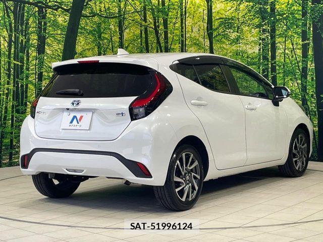 Toyota AQUA 2023-03 7614925-16