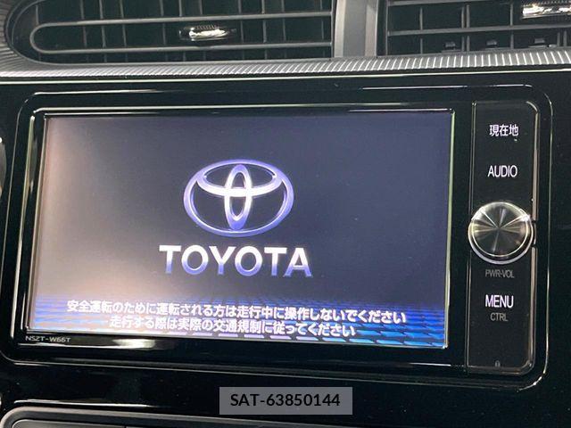 Toyota AQUA 2018-01 7614928-2