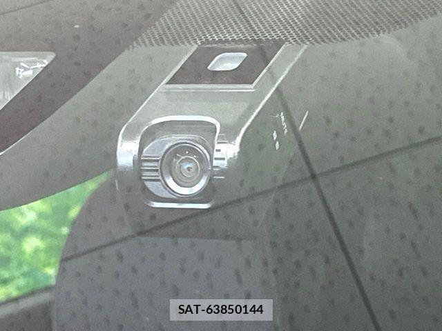 Toyota AQUA 2018-01 7614928-6