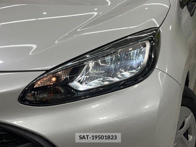 Toyota AQUA 2023-06 7614930-11