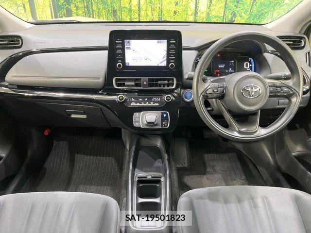 Toyota AQUA 2023-06 7614930-1