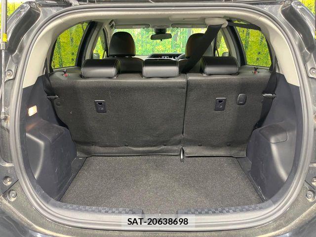 Toyota AQUA 2018-02 7614933-9