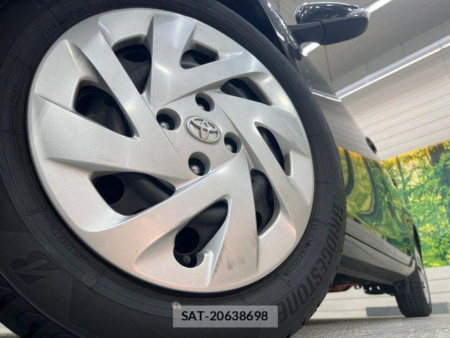 Toyota AQUA 2018-02 7614933-12