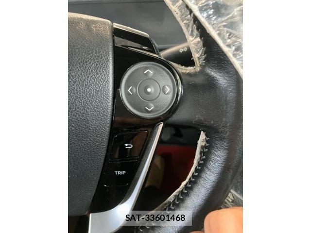 Toyota AQUA 2019-06 7614972-16