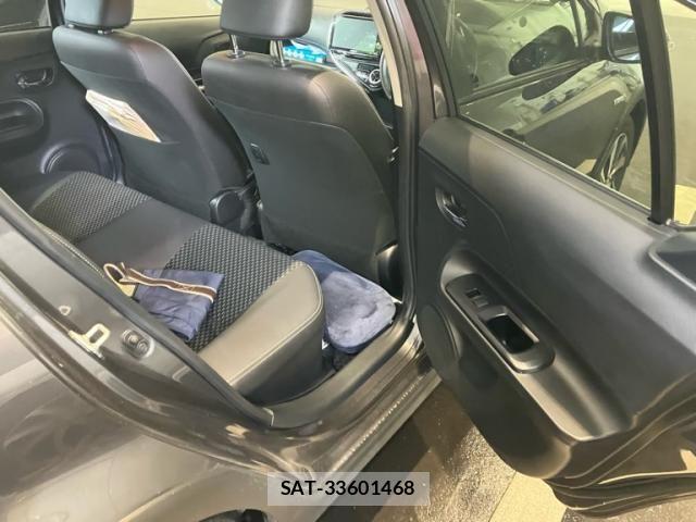 Toyota AQUA 2019-06 7614972-7