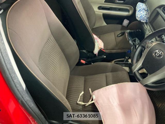 Toyota AQUA 2013-07 7615003-10