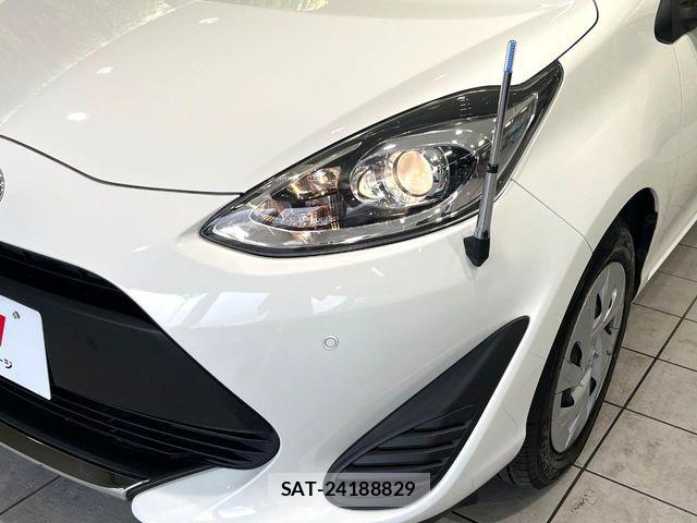 Toyota AQUA 2020-09 7614958-12