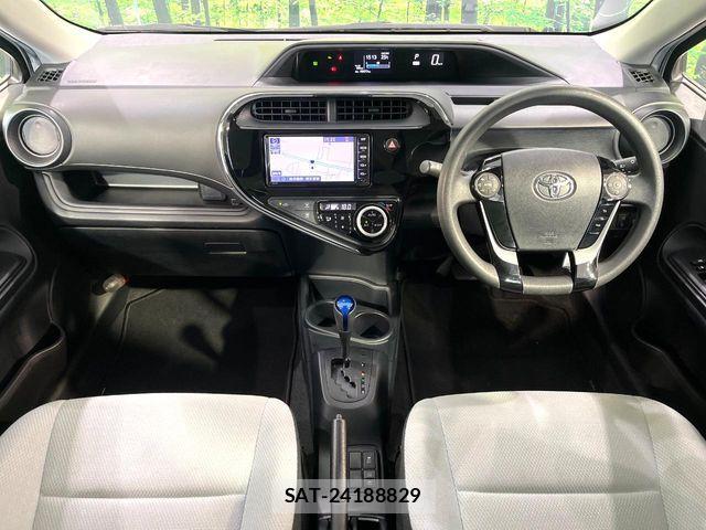Toyota AQUA 2020-09 7614958-1