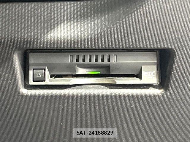 Toyota AQUA 2020-09 7614958-5
