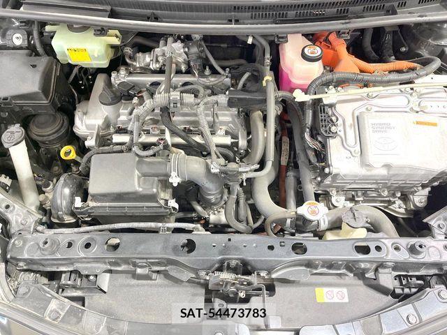 Toyota AQUA 2018-04 7614953-17