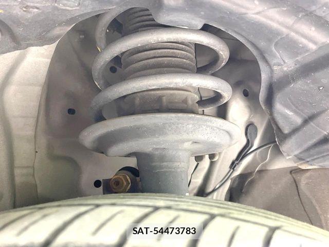 Toyota AQUA 2018-04 7614953-19