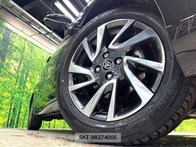 Toyota AQUA 2022-06 7614927-12