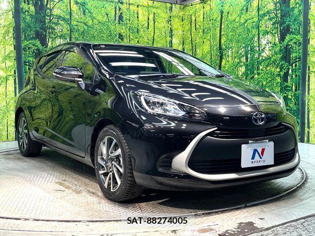 Toyota AQUA 2022-06 7614927-15