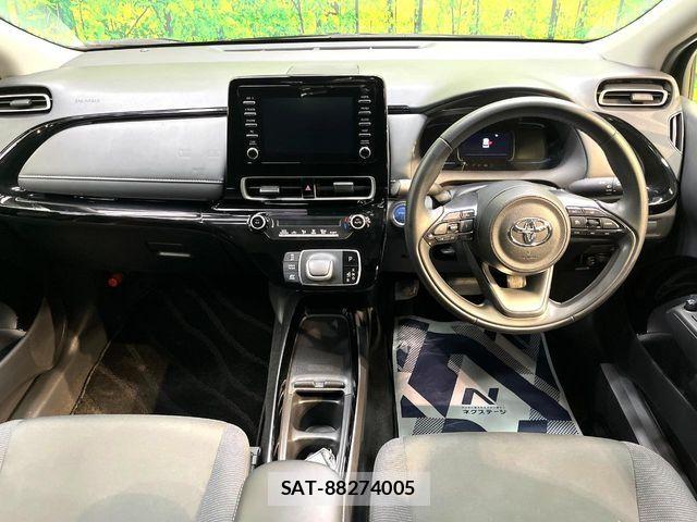 Toyota AQUA 2022-06 7614927-1