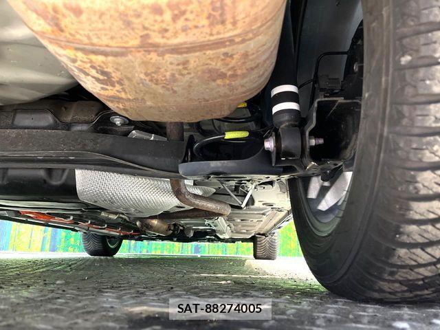 Toyota AQUA 2022-06 7614927-19