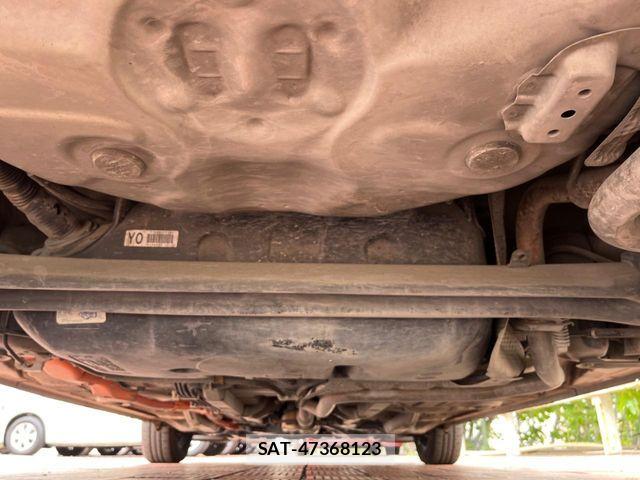 Toyota AQUA 2012-06 7614982-18