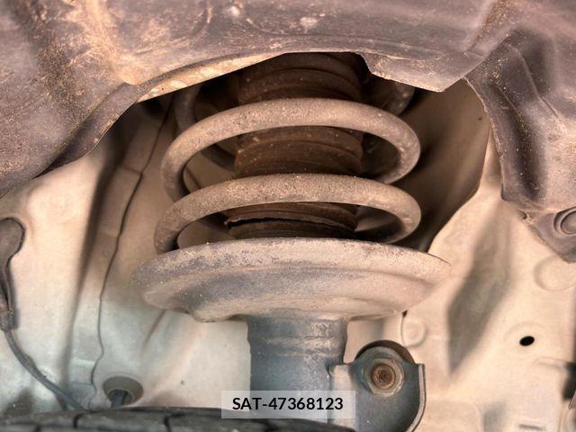 Toyota AQUA 2012-06 7614982-19