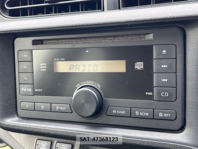 Toyota AQUA 2012-06 7614982-2