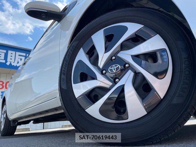 Toyota AQUA 2021-03 7614956-12