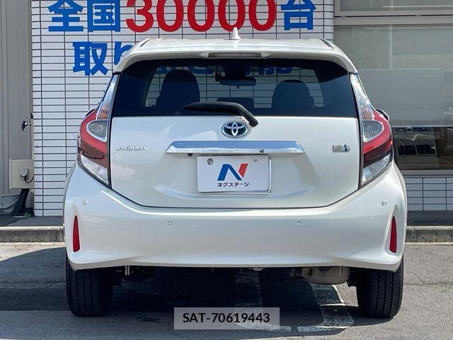 Toyota AQUA 2021-03 7614956-14