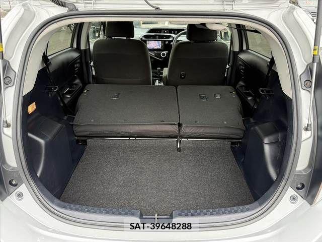 Toyota AQUA 2018-04 7614961-20