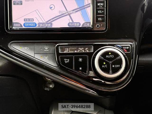 Toyota AQUA 2018-04 7614961-28