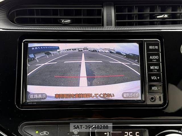 Toyota AQUA 2018-04 7614961-3