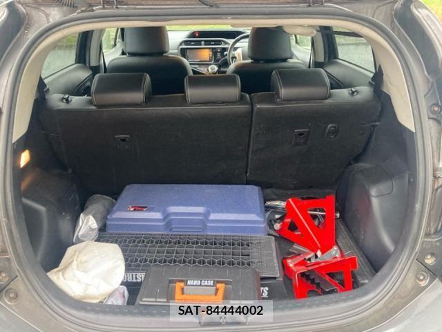 Toyota AQUA 2016-03 7614986-10