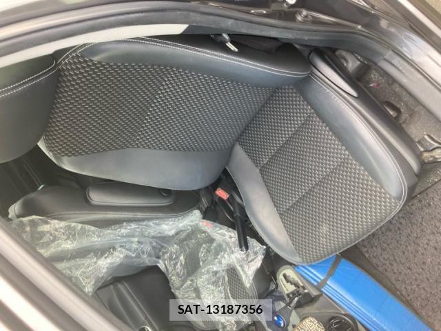 Toyota AQUA 2016-01 7614979-9