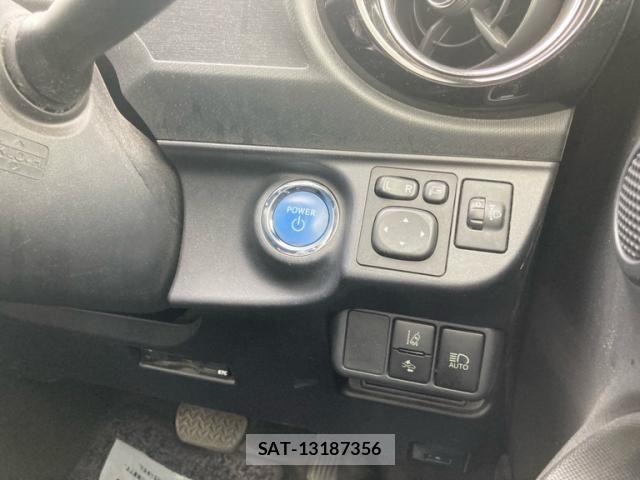 Toyota AQUA 2016-01 7614979-16