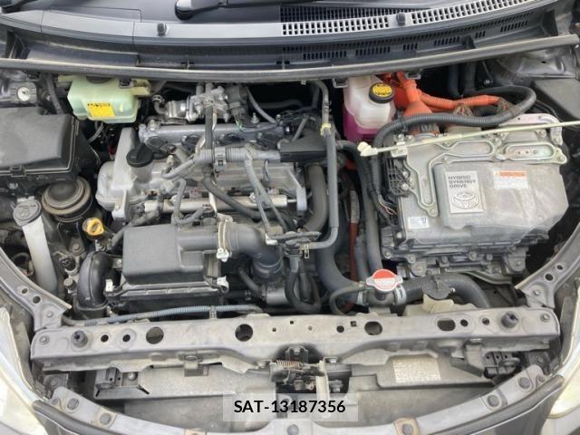 Toyota AQUA 2016-01 7614979-5