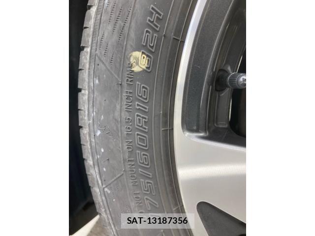 Toyota AQUA 2016-01 7614979-7
