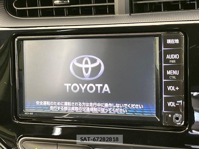 Toyota AQUA 2019-06 7614946-3