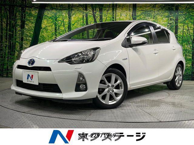 Toyota AQUA 2013-07 7614970-0