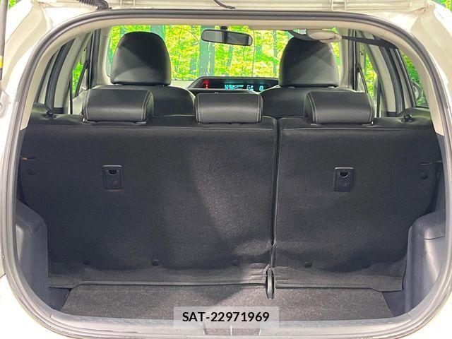 Toyota AQUA 2013-07 7614970-9