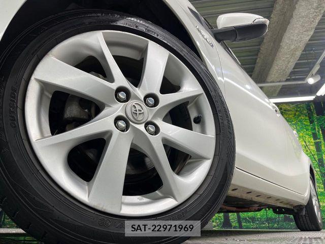 Toyota AQUA 2013-07 7614970-12