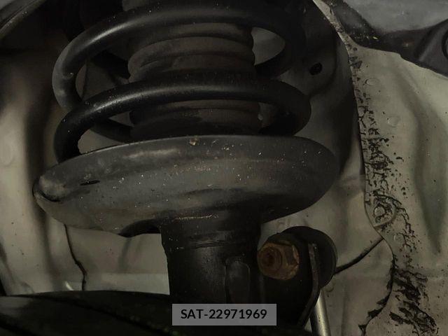 Toyota AQUA 2013-07 7614970-19