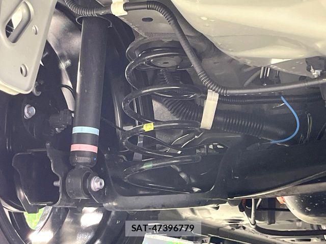 Toyota AQUA 2023-10 7614921-19