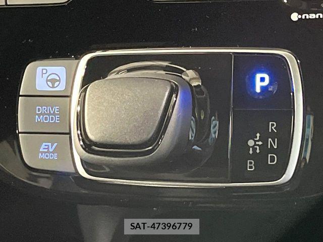 Toyota AQUA 2023-10 7614921-6
