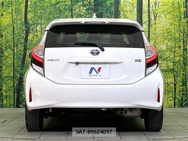 Toyota AQUA 2019-10 7614962-14