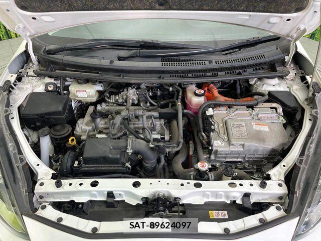 Toyota AQUA 2019-10 7614962-17