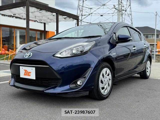 Toyota AQUA 2019-06 7614960-9