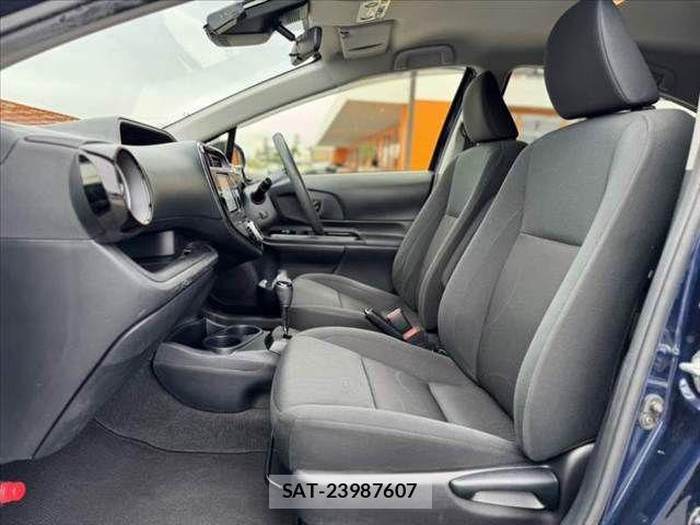 Toyota AQUA 2019-06 7614960-16