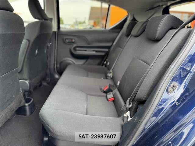 Toyota AQUA 2019-06 7614960-17