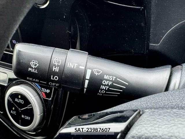 Toyota AQUA 2019-06 7614960-26