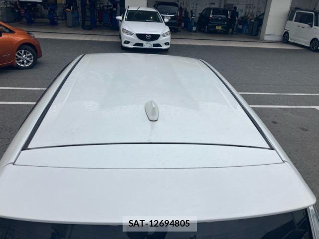 Toyota AQUA 2019-08 7614936-8