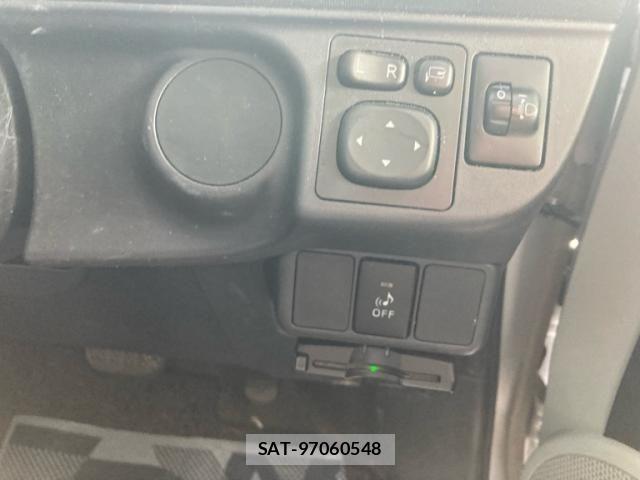 Toyota AQUA 2014-11 7615004-10